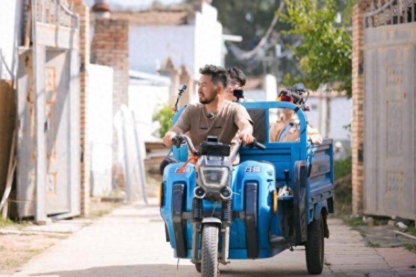 武汉世牛 《当家爸爸的聚会》五组家庭开启游学之旅